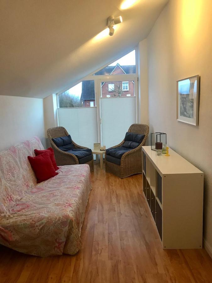 Gemuetliches Ferienhaus Hinterm Deich Nordstrand Exteriör bild