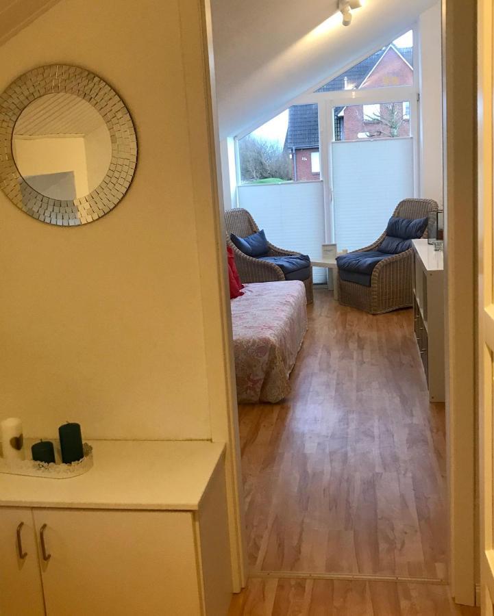 Gemuetliches Ferienhaus Hinterm Deich Nordstrand Exteriör bild